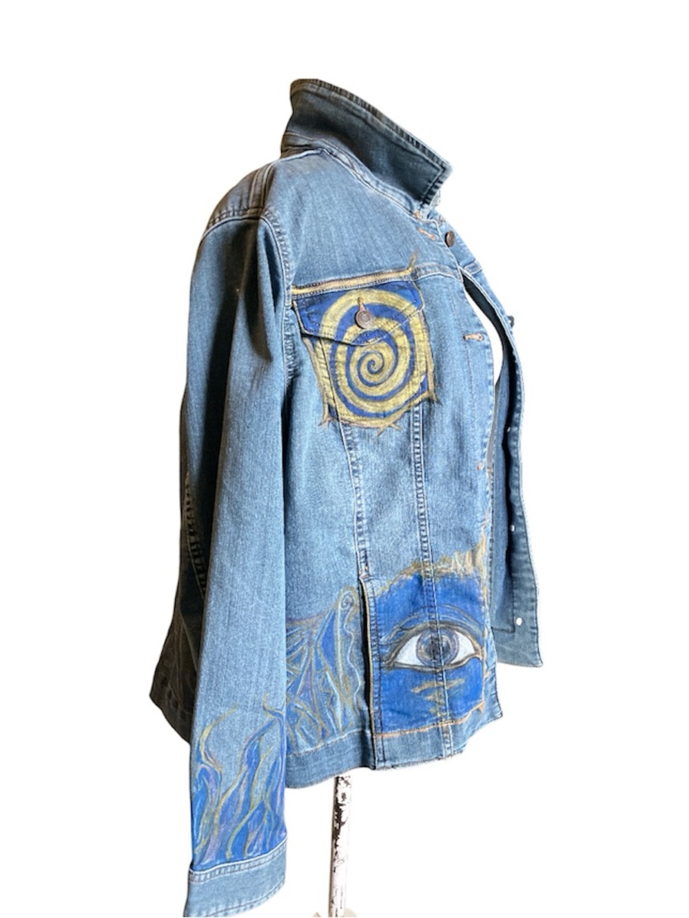 Hand-Painted Blue Third-Eye Goddess Denim Jacket size XL - Picture 3 of 8
